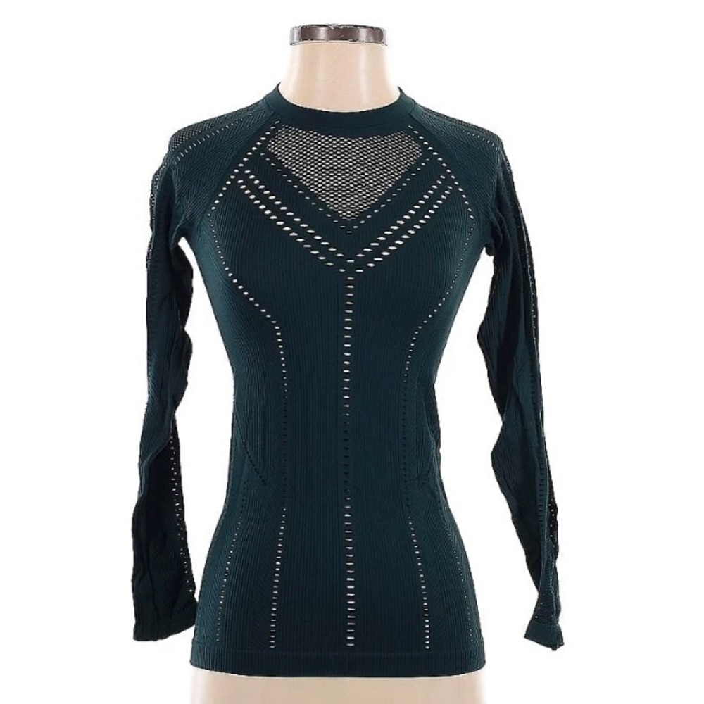 NWT Athleta Oxygen Top - large